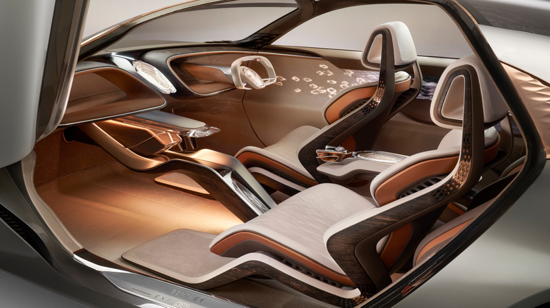 Illustration for article titled Bentley's EXP 100 GT Imagines Electric Luxury and AI Assistants in the Year 2035